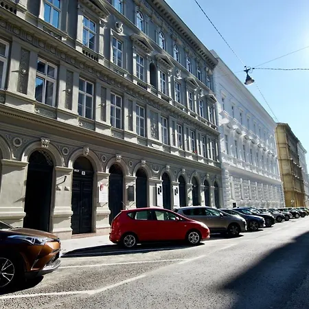 Ecostay Zoltan Street Budapeste
