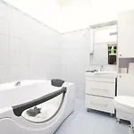 Ecostay Zoltan Street בודפשט